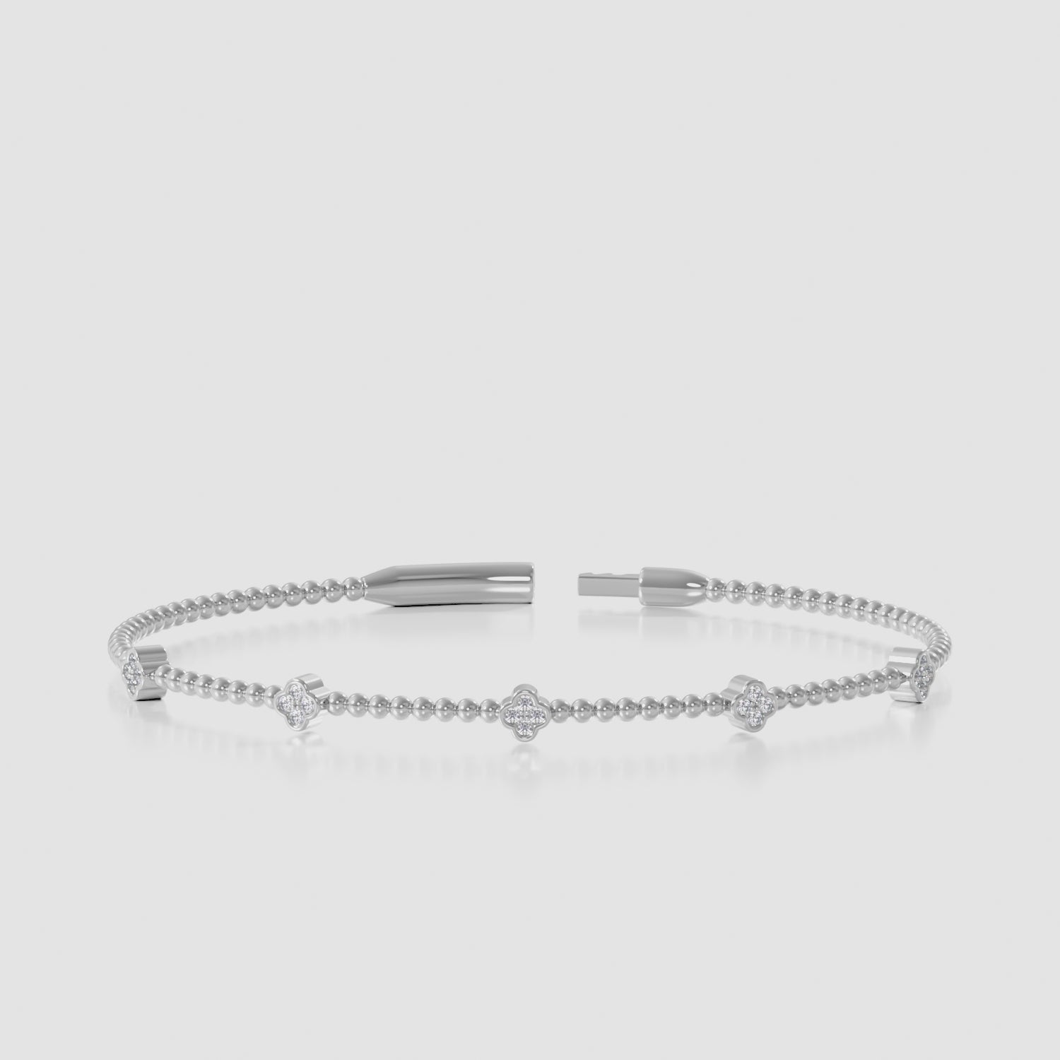 14K Clover Illusion Flexible Bangle — product video
